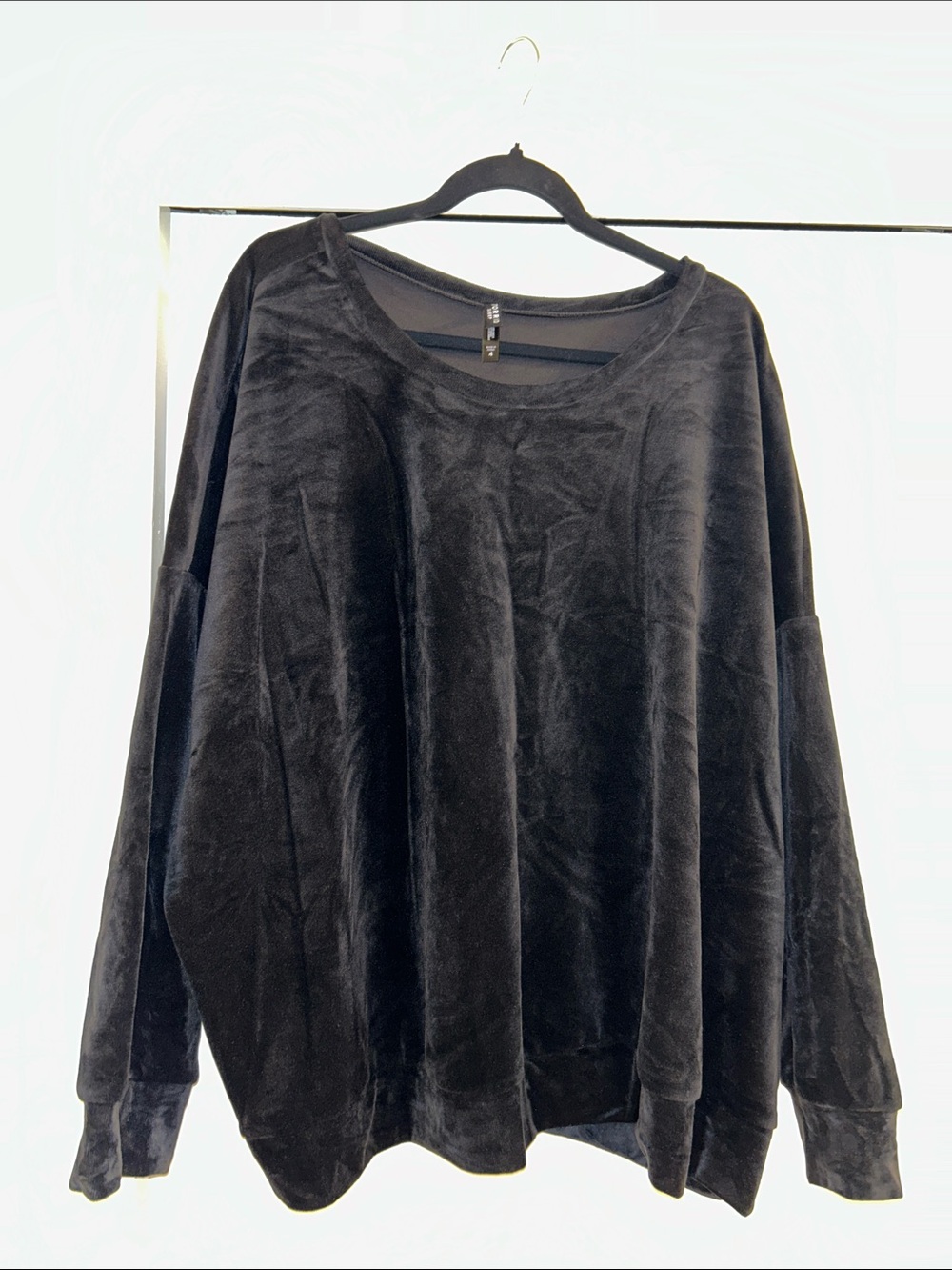 Women’s Torrid Black Velvet Crewneck Top